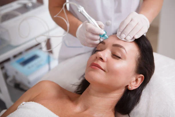 Hydra Facial Treatment in East Delhi: Dr. Muskan Batra