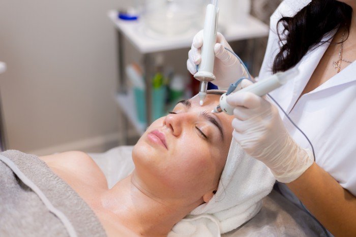 Best Hydra Facial in Anand Vihar